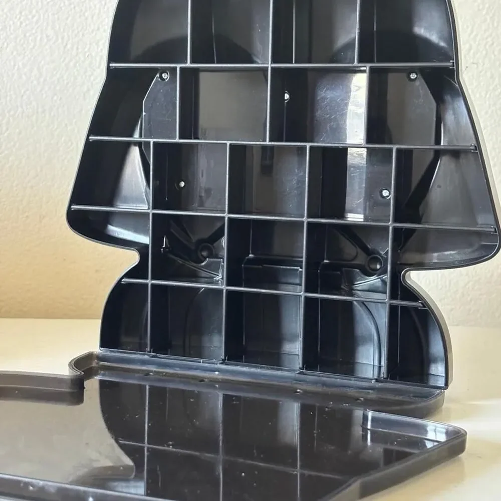 Disney Doorables Darth Vader display case